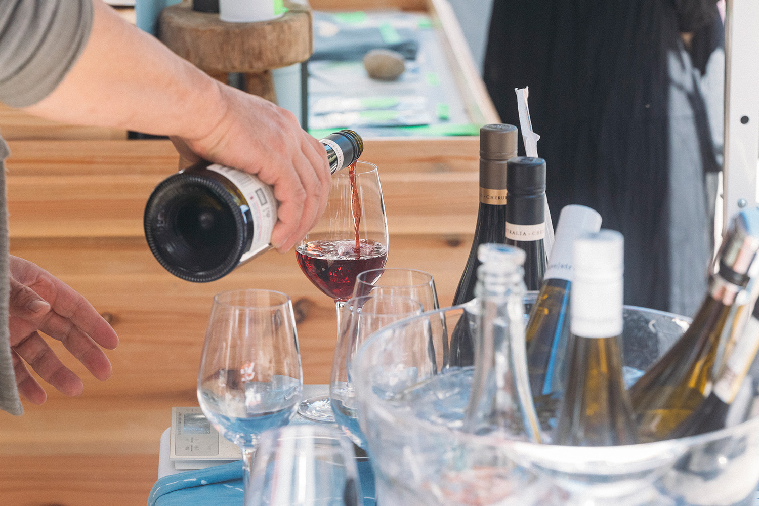 日替わりオフィシャルBAR＆休憩スペース